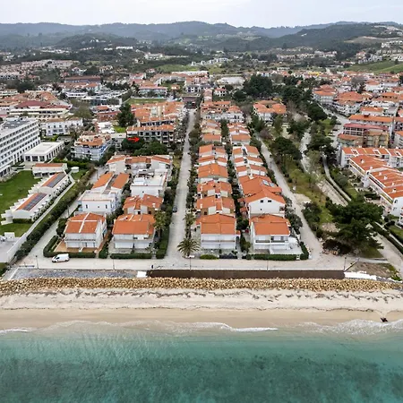 Beside The Sea Apartment Hanioti