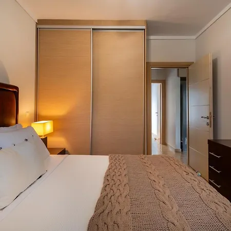 Beside The Sea Apartment *