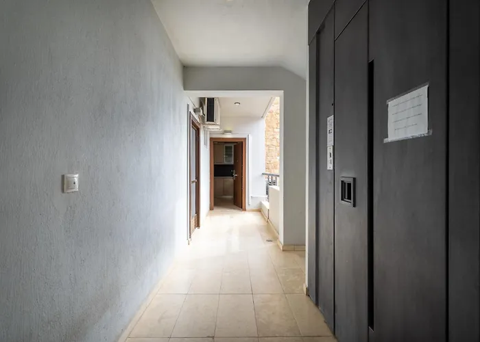 Beside The Sea Apartament Hanioti